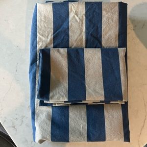 Pottery Barn Teen twin duvet cover and sham